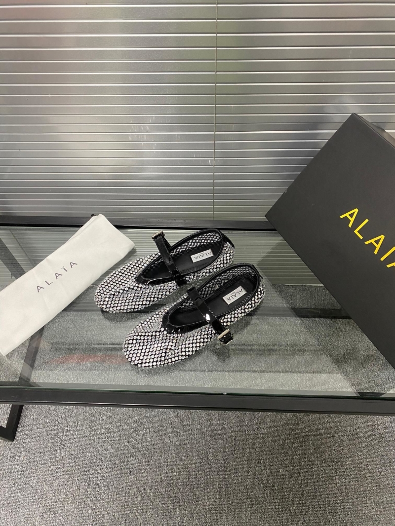 Alaia Flat Shoes